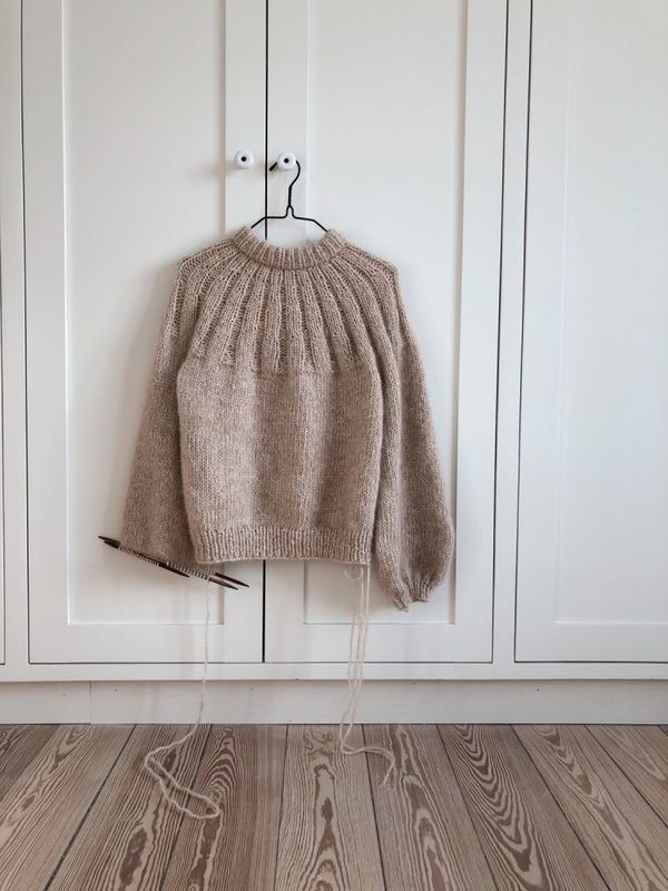 Sunday sweater