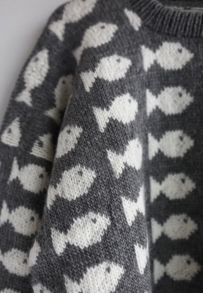 Hovedbilde Fishy genser dame (oppskrift)