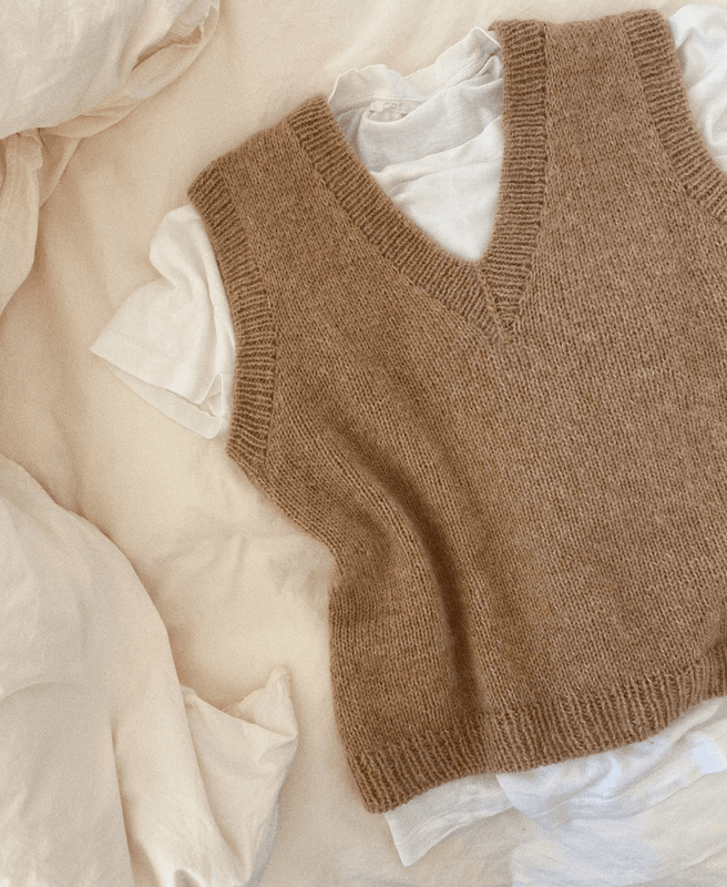 Stockholm Slipover V-neck