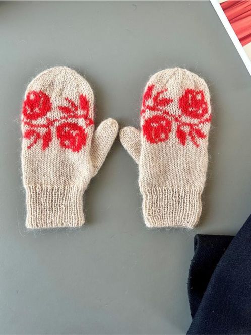 Hovedbilde Rosie Mittens
