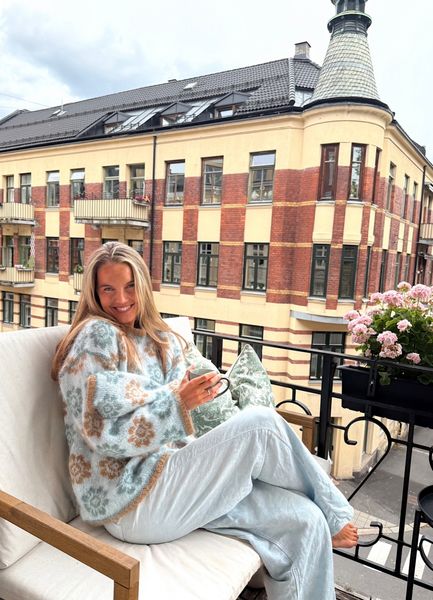 Hovedbilde FORHÅNDSBESTILLING Mari ...