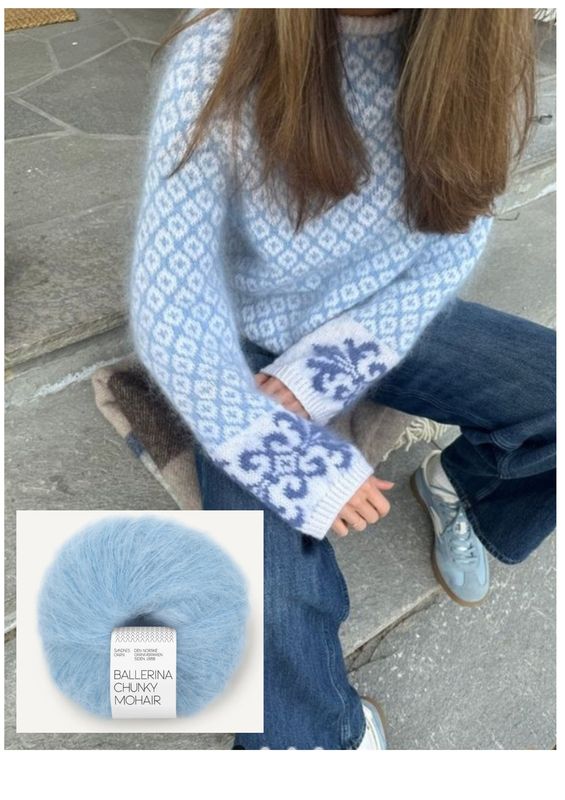 FORHÅNDSBESTILLING Fryd Sweater - Ballerina hvit/blå 