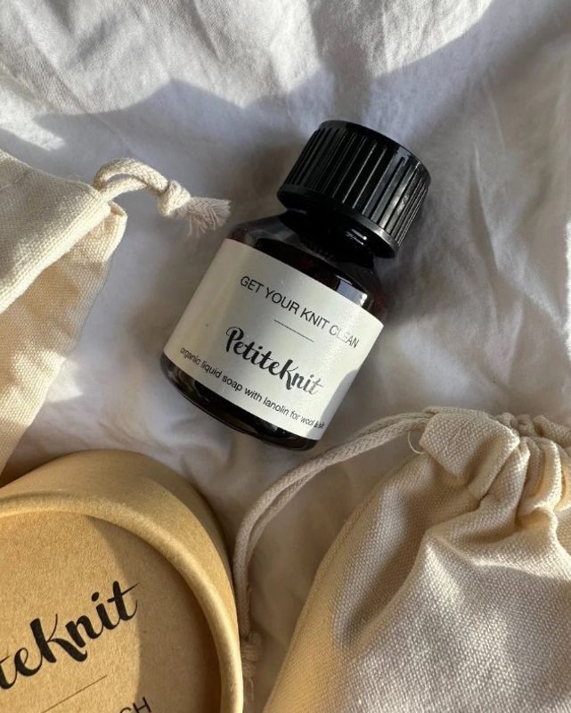 Care Kit - Mohairbørste, ullsåpe og sedertrekuler