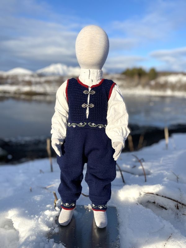 Festdrakt fra Lofoten - Sparkebukse