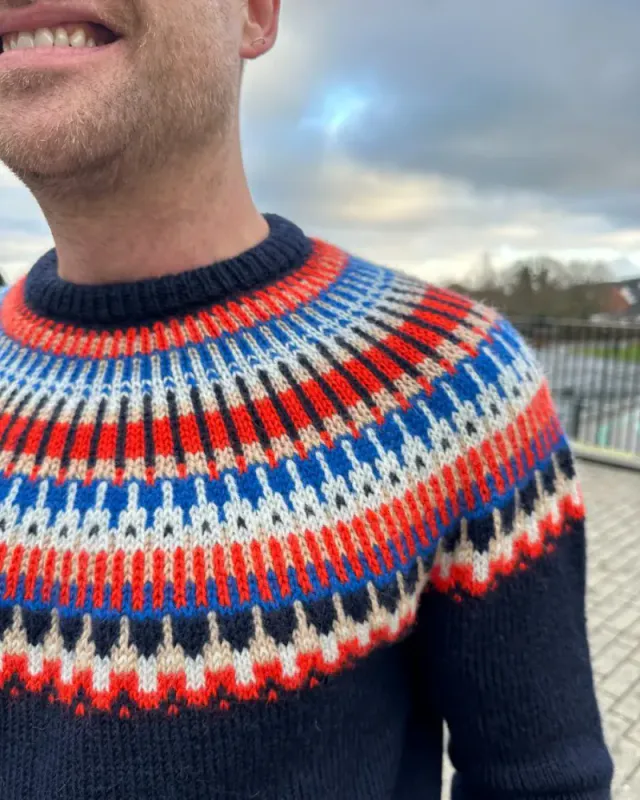 Celeste Sweater Man (oppskrift)