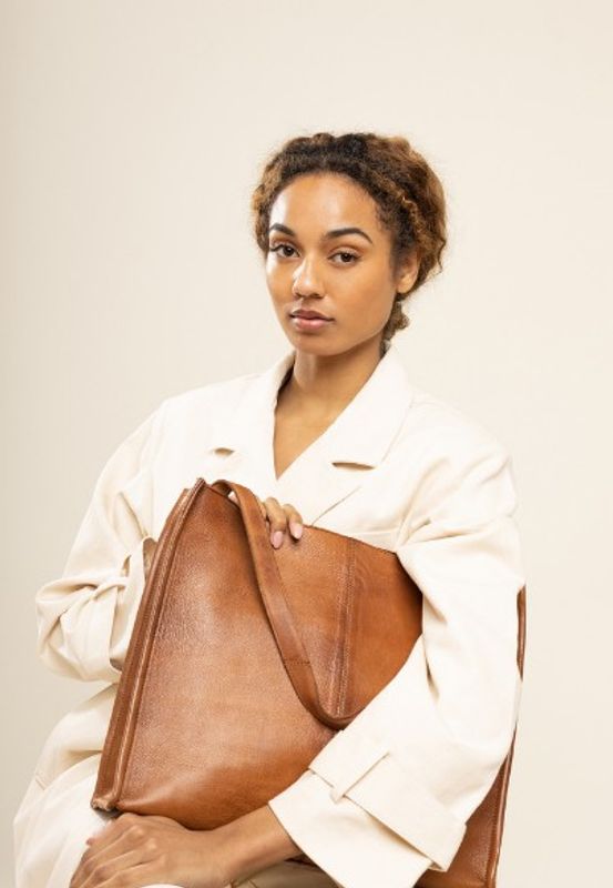  Aro Urban - Walnut